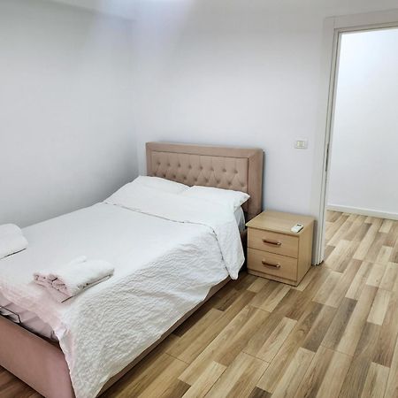 2E Apartment Myslym Shyri Τίρανα Εξωτερικό φωτογραφία
